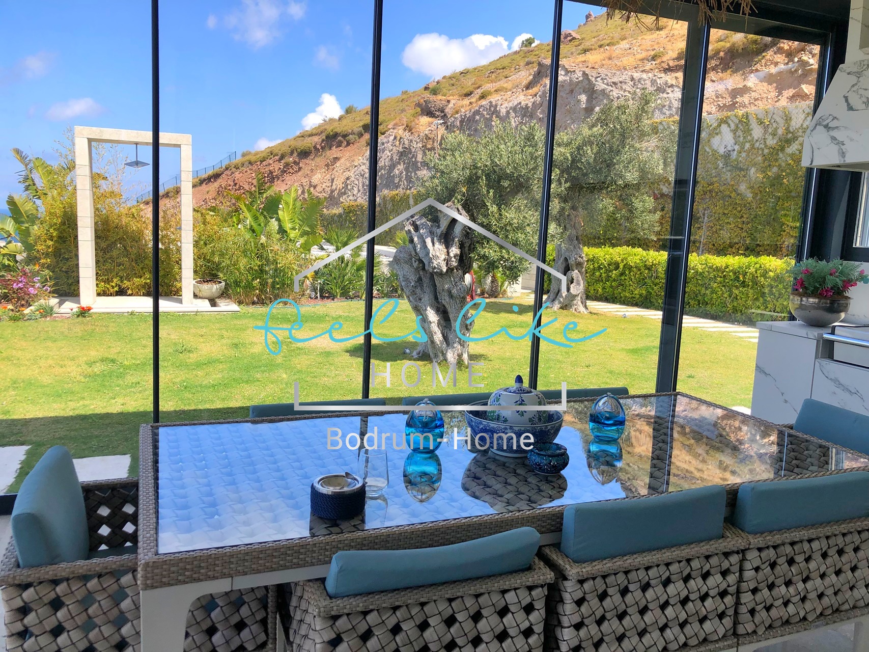 These luxury villa is designed for comfort and privacy, featuring exceptional architecture, premium materials, and top-tier amenities. The property boast private infinity pools, landscaped garden, and smart home technology