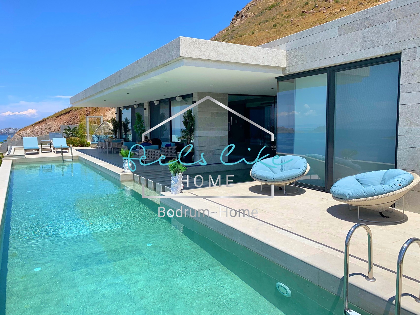 These luxury villa is designed for comfort and privacy, featuring exceptional architecture, premium materials, and top-tier amenities. The property boast private infinity pools, landscaped garden, and smart home technology