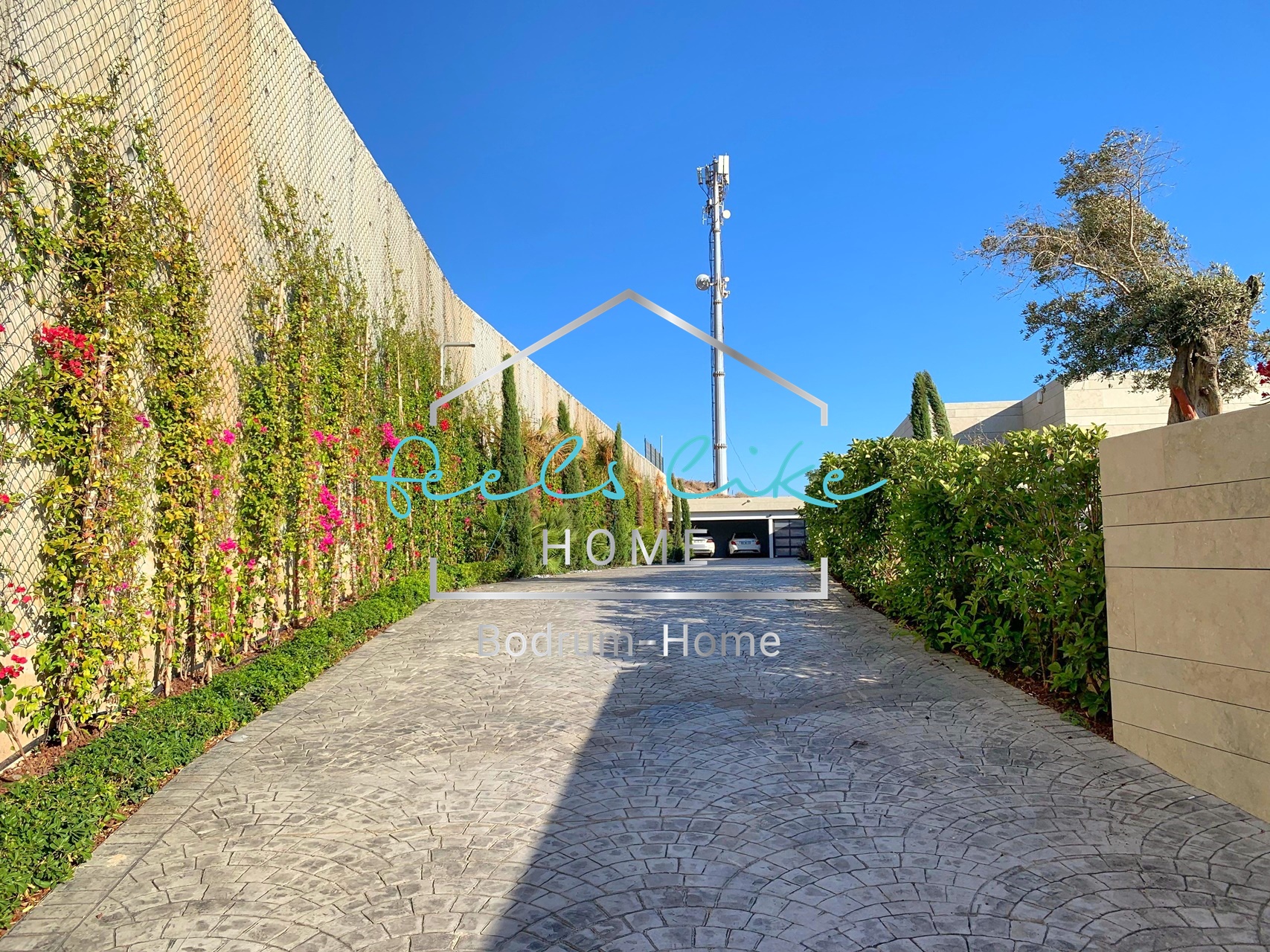 These luxury villa is designed for comfort and privacy, featuring exceptional architecture, premium materials, and top-tier amenities. The property boast private infinity pools, landscaped garden, and smart home technology