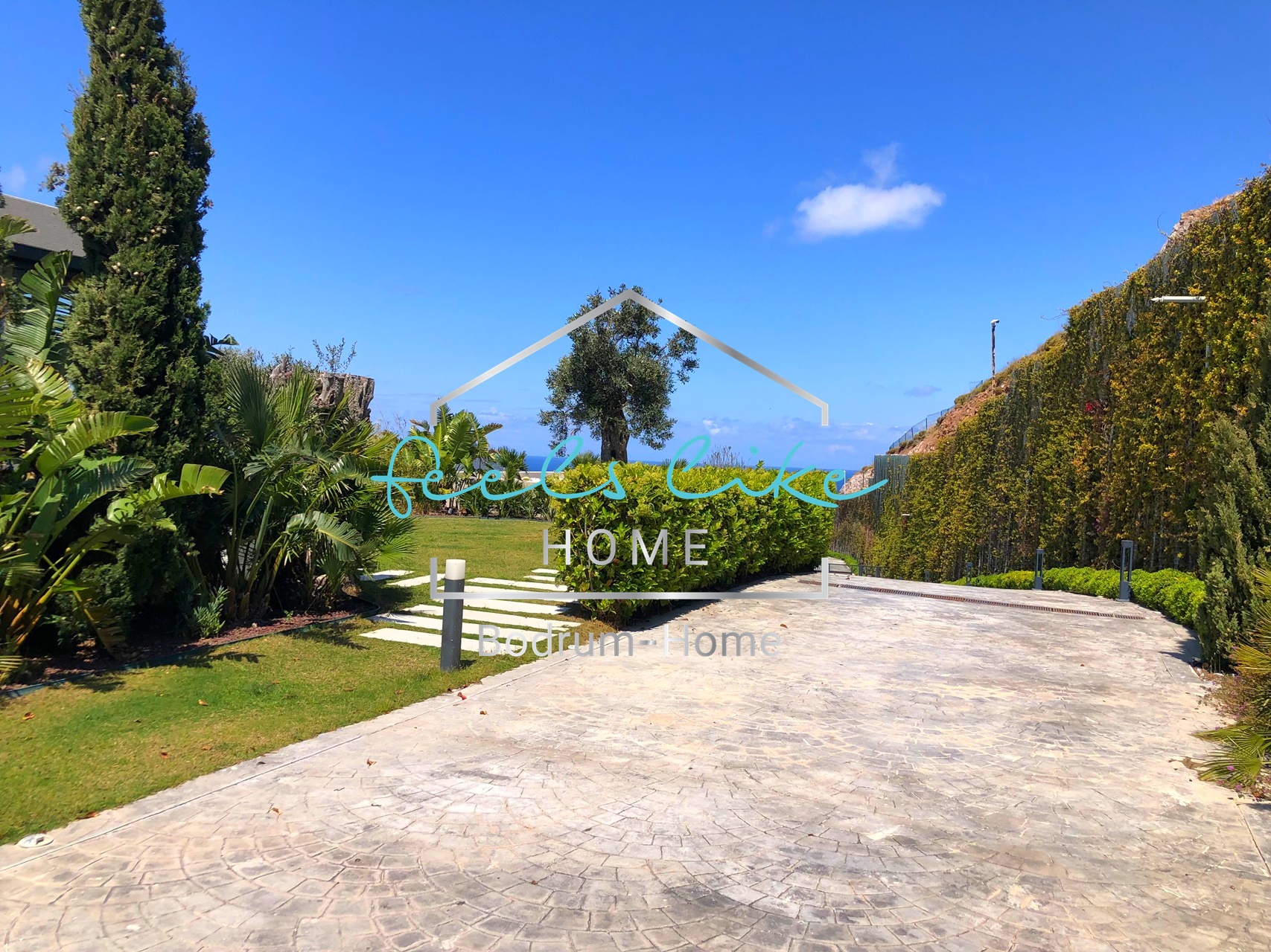 These luxury villa is designed for comfort and privacy, featuring exceptional architecture, premium materials, and top-tier amenities. The property boast private infinity pools, landscaped garden, and smart home technology